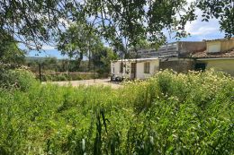 Detached country house to renovate near Loule