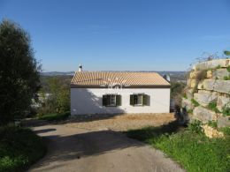 Charmantes einstöckiges Landhaus in ländlicher Umgebung nahe Moncarapacho Charmantes einstöckiges Landhaus in ländlicher Umgebung nahe Moncarapacho