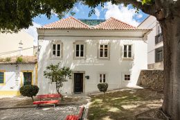 Beautiful 5 bedroom character house in historical centre of Tavira 