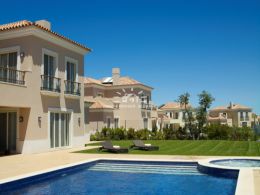 Exclusive detached four bedroom Villas in unique Golf resort Exclusive detached four bedroom Villas in unique Golf resort