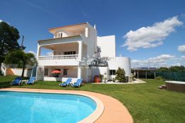 Villa with pool consisting of 5 apartments, property rental business Villa with pool consisting of 5 apartments, property rental business