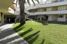 Geräumige Wohnung in Vale do Lobo mit Strand und Golfplätze in unmittelbarer Nähe Geräumige Wohnung in Vale do Lobo mit Strand und Golfplätze in unmittelbarer Nähe