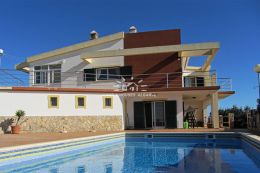 Villa with pool and beautiful sea view near Sao Bras de Alportel Villa with pool and beautiful sea view near Sao Bras de Alportel