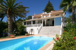Traditional south facing villa with pool and fantastic views near Vilamoura Traditional south facing villa with pool and fantastic views near Vilamoura