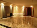 Moradia de canto numa zona residencial muito calma
