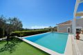 Quality 3-bed villa with infinity pool, underfloor heating and sea views 
