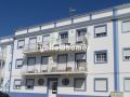 Apartamento com T2 último andar na tradicional vila de Santa Luzia