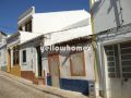 Pequena casa tradicional para reconstruir no centro de Tavira