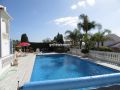Well-presented 3-bed villa with heated pool in a nice urbanization near the beach