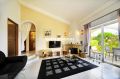 Detached 2-bed Villa with Pool, Garage and Sea Views near Santa Barbara