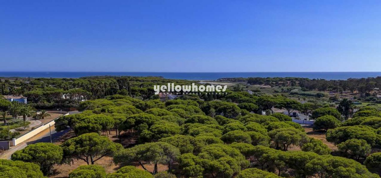 Moderne 3+1 SZ Villa mit Pool in Strandnähe Nahe Vale do Lobo