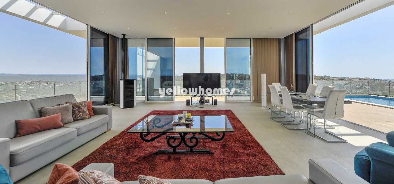Moderne Villa mit spektakulärem 360 Grad Panoramablick in der...