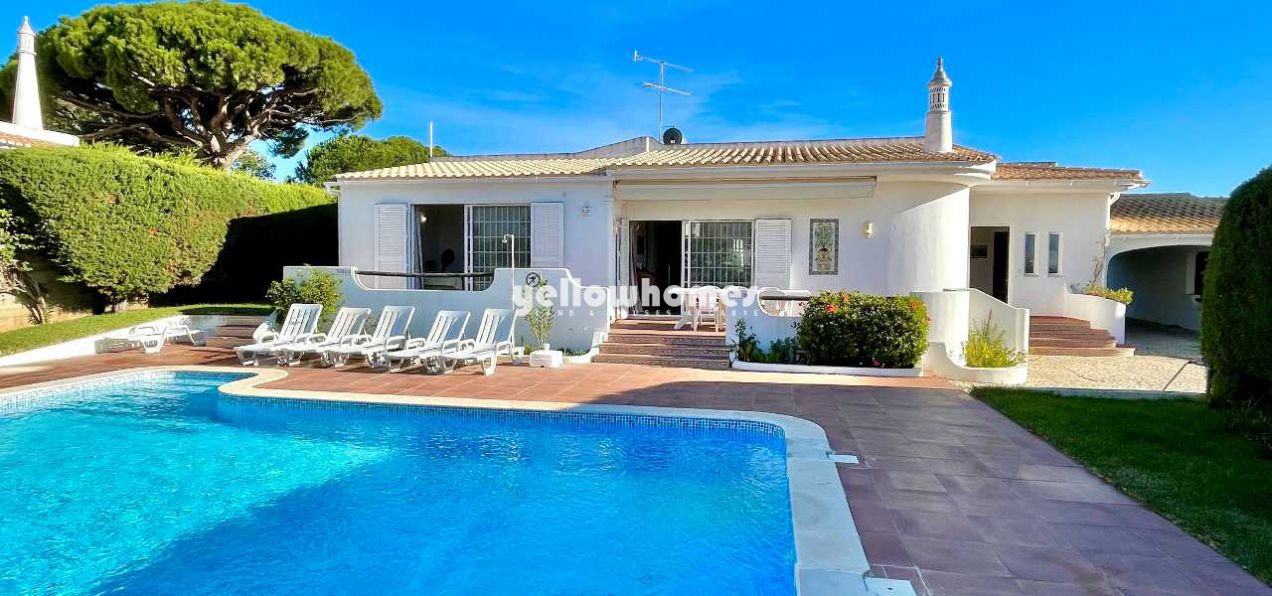 Gorgeous 3 bedroom villa in walking distance to...