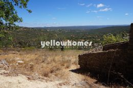 Plot to build a villa up to 400m2 overlooking the...
