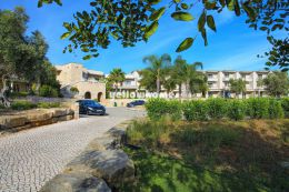2-bedroom duplex-apartments in Golf Resort near Carvoeiro