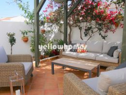 Moradia em banda V3 numa urbanização tranquila perto...