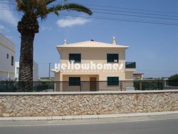 Newly built V4 villa with excellent finishings,...