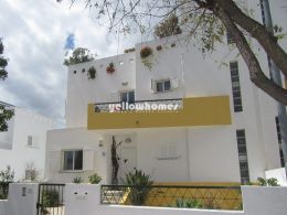 Moradia geminada espaçosa numa zona tranquila de Tavira