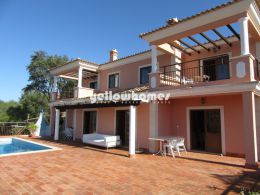 3-bed villa with private pool in quiet coutryside near...