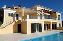 Contemporary  luxurious 5 bed villa with heated pool 