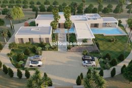 Building plot with orange grove and approved project...