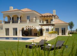 Build the House of your dreams overlooking the Fairway