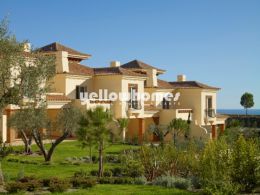 New built townhouses near Golf with 3 bedrooms...