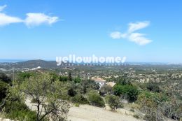 Building plot with beautiful country-/sea views...