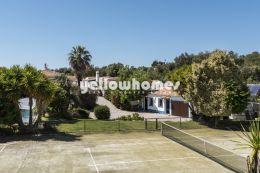 Historische geräumige Quinta mit Tennis und Pool...