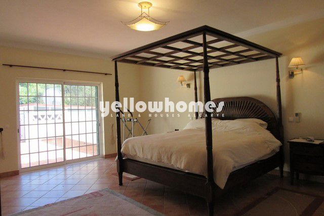 Elegante Landhaus Villa mit vier Schlafzimmern nahe Silves | Algarve