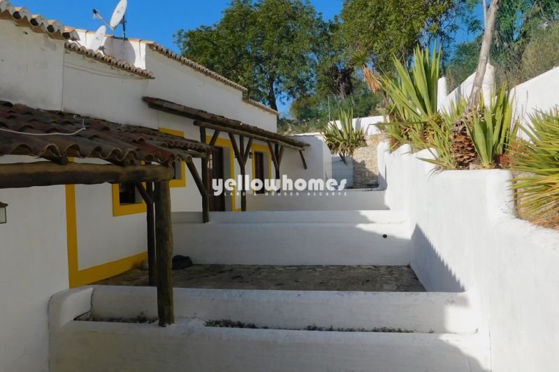 Beautiful Quinta with 7 bedrooms and outbuildings near Paderne Albufeira 