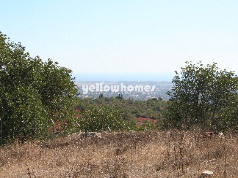 Terreno urbano perto de Boliqueime