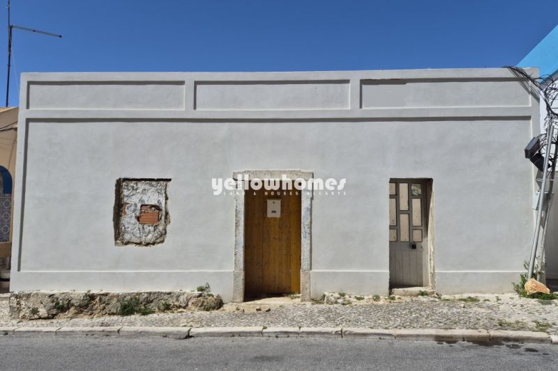 Opportunity in the Heart of Quarteira Old Town
