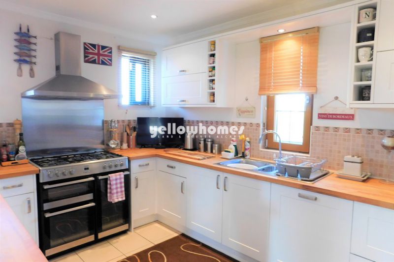 Charming and well maintained 3+1 bedroom villa with pool near Loule