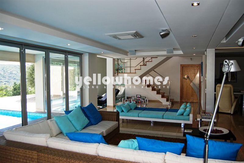 Contemporary style 4 bedroom villa close to Loule