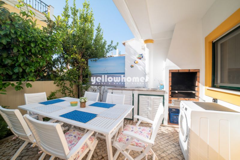 3-Bed Villa with Sea View, Just 500 Metres from Alvors Beautiful Beaches