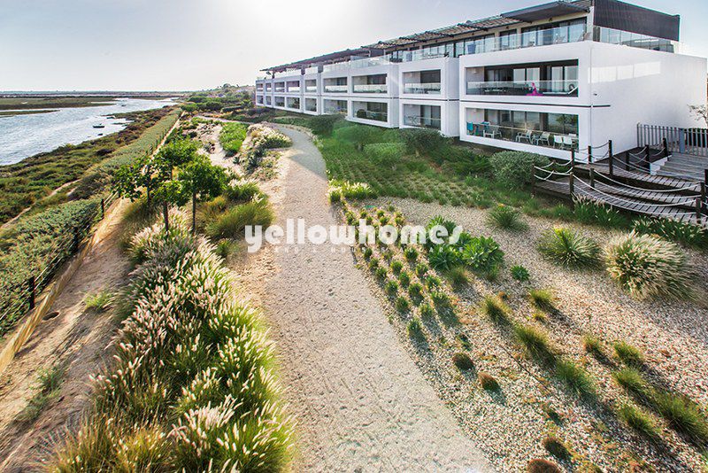 Apartamento de luxo T4 com vistas fantásticas para a Ria Formosa e o mar