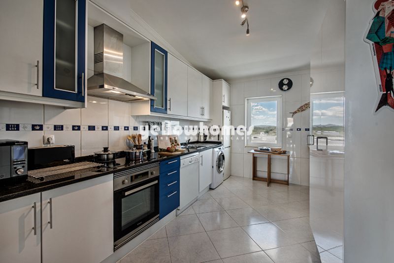 Fantastic 2-bed apartment with communal pool close to Tavira