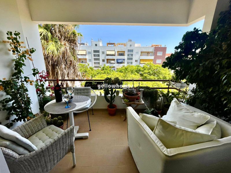 Well presented 1-bed apartment with sea views in Tavira