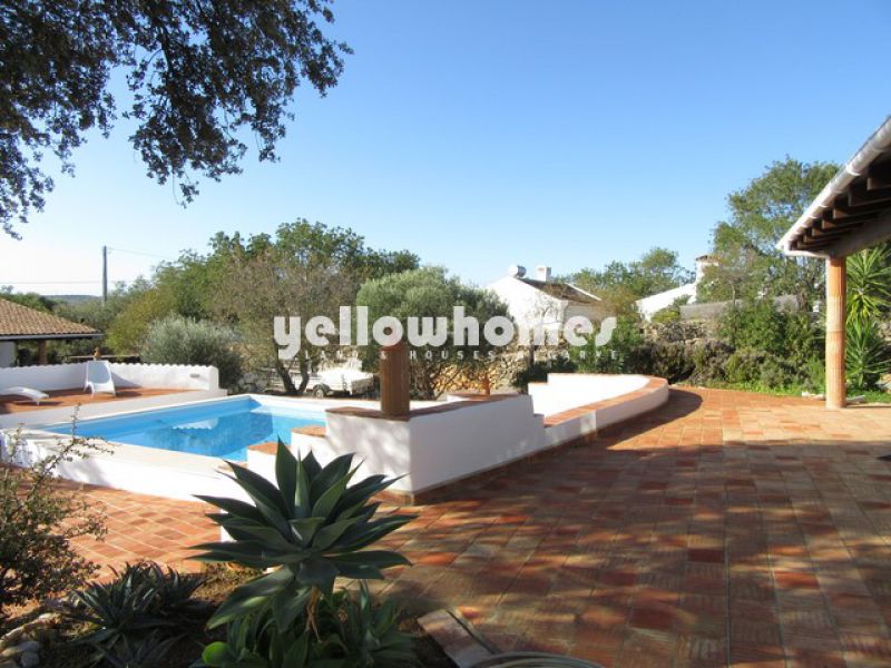 Quinta renovada numa localização semirrural perto de São Brás de Alportel