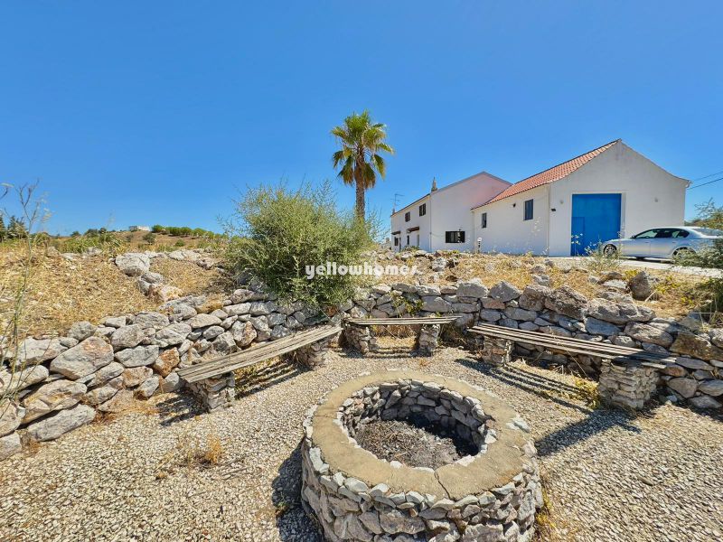 Lovely 5-bedroom Quinta style property on a large plot near Castro Marim