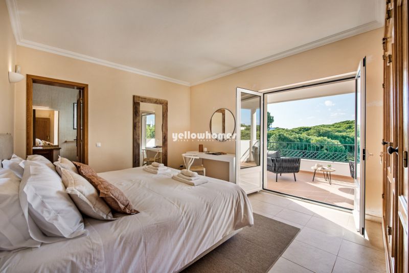 Unique 5-bed villa within walking distance to the beach Praia Verde