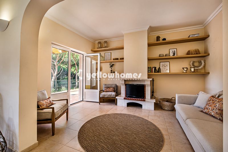Unique 5-bed villa within walking distance to the beach Praia Verde