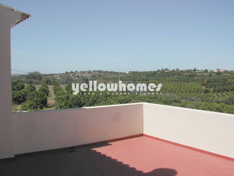 Beautiful 6 bedroom Quinta with large swimming pool 