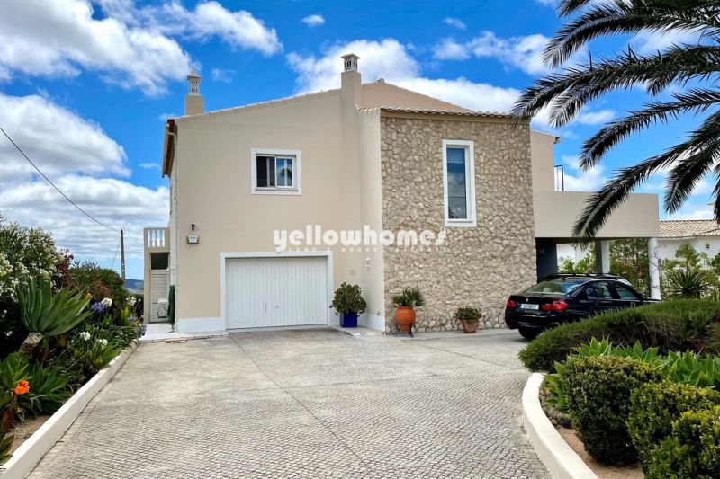 Wonderful detached villa with pool and panoramic views near Monchique 