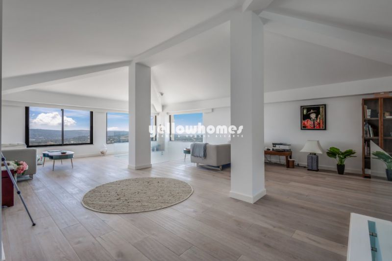 Exclusive Mandate: Hilltop Villa with Full Privacy and Stunning Sea Views nr Loule