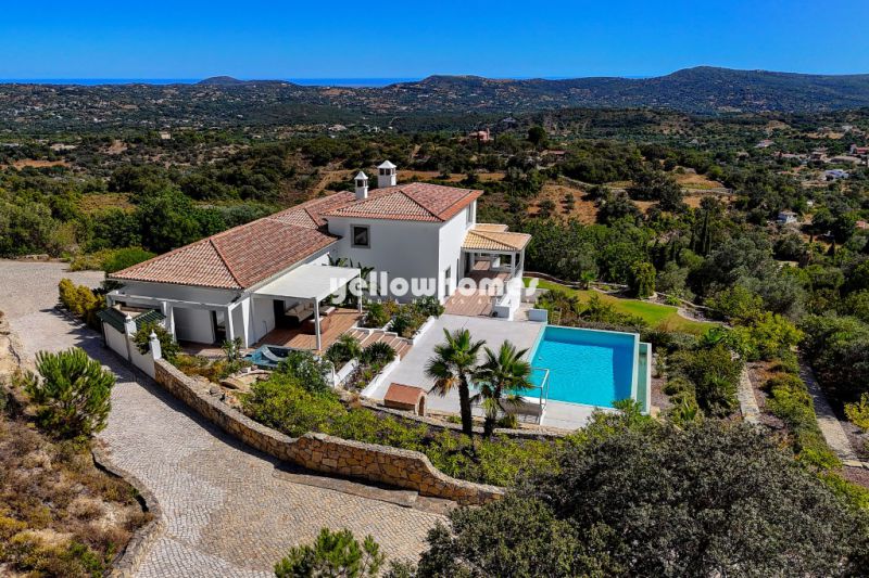 Exclusive Mandate: Hilltop Villa with Full Privacy and Stunning Sea Views nr Loule