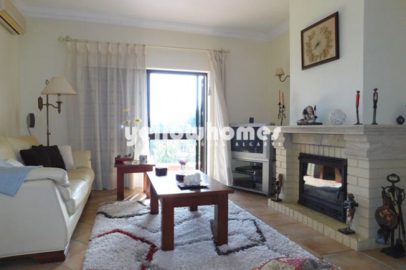Moradia com apartamento independente no segundo andar perto de Vilamoura