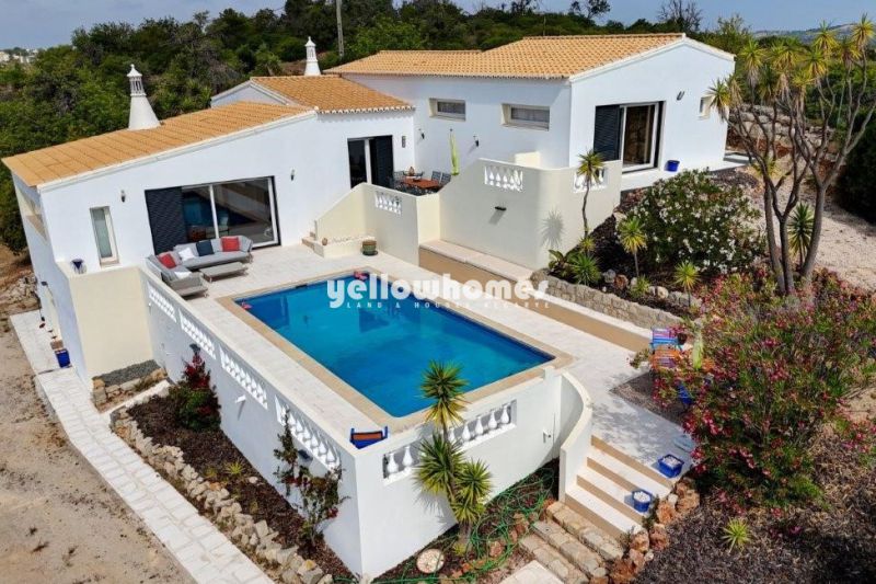 Modern 3-Bed Villa with Panoramic Views, just 5 Minutes from Vilamoura