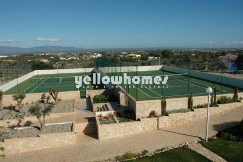 Elegante moradia V2 perto de Ferragudo